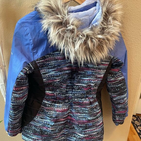 Free Country Girls Winter Coat Faux Fur Hood Gorgeous Colors! M 10/12 - Picture 9 of 14
